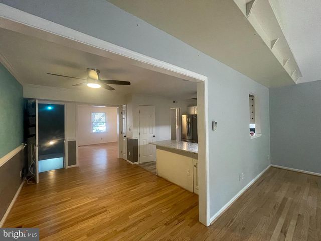 9612 DOMINION FOREST CIR, Fredericksburg, VA 22408
