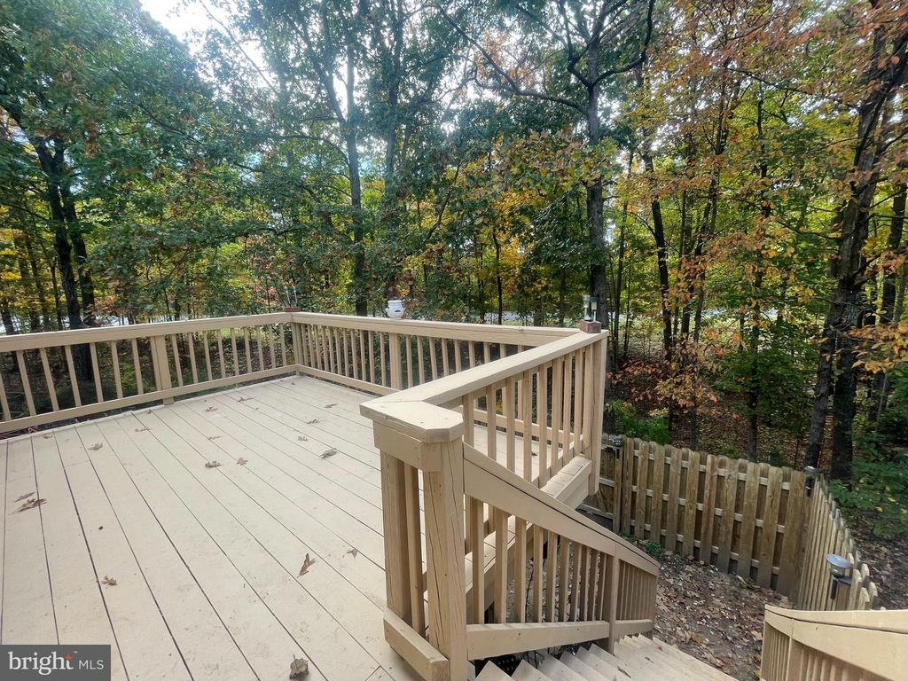 9612 DOMINION FOREST CIR, Fredericksburg, VA 22408