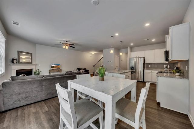 166 Woodhouse Circle, Acworth, GA 30102