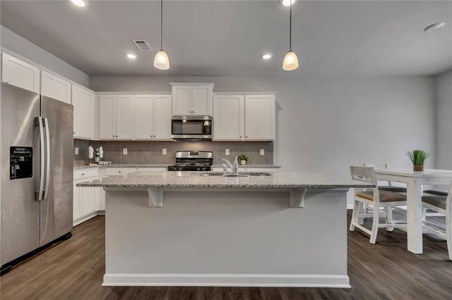 166 Woodhouse Circle, Acworth, GA 30102