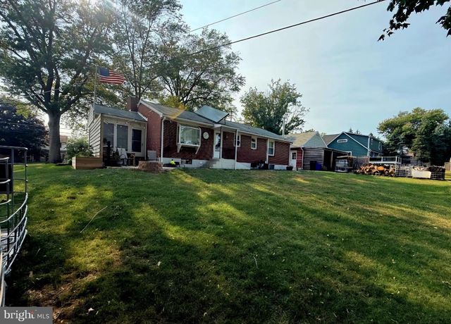 910 MOUNT ZION RD, Lebanon, PA 17046