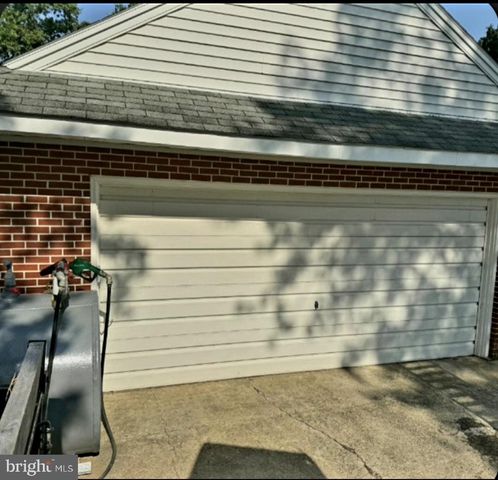 910 MOUNT ZION RD, Lebanon, PA 17046