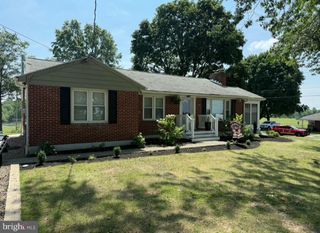 910 MOUNT ZION RD, Lebanon, PA 17046