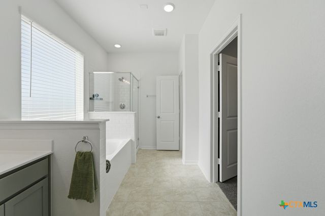 160 Villars Drive, Salado, TX 76571