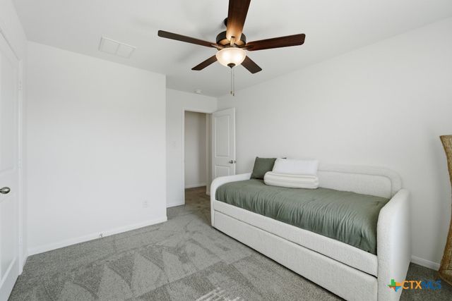 160 Villars Drive, Salado, TX 76571