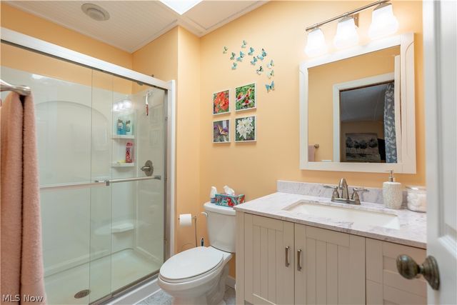 8811 Blitzen Road NW, North Canton, OH 44720