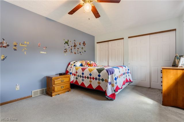 8811 Blitzen Road NW, North Canton, OH 44720