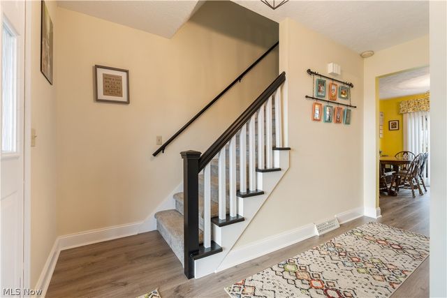 8811 Blitzen Road NW, North Canton, OH 44720