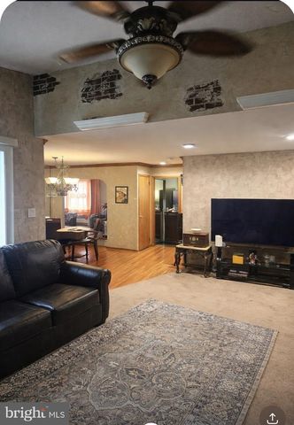 235 S CHESTER AVE, Riverside, NJ 08075