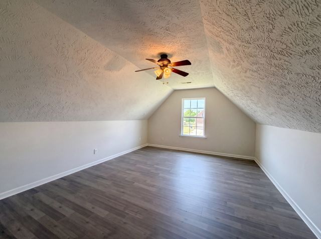 425 Long Creek Dr, Christiana, TN 37037