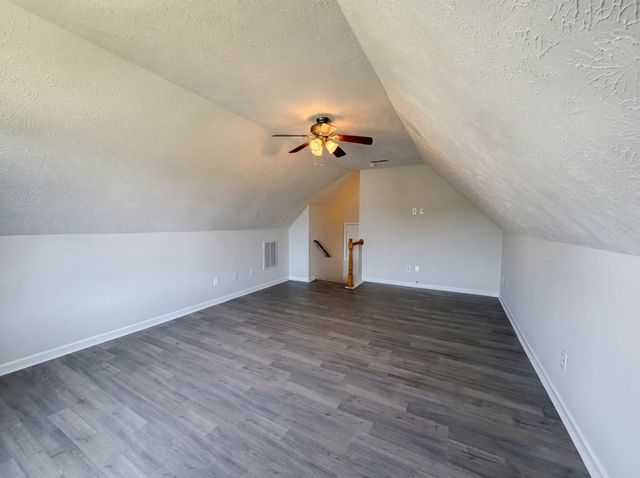 425 Long Creek Dr, Christiana, TN 37037