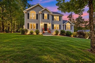 94 Mountain Road, Goffstown, NH 03045