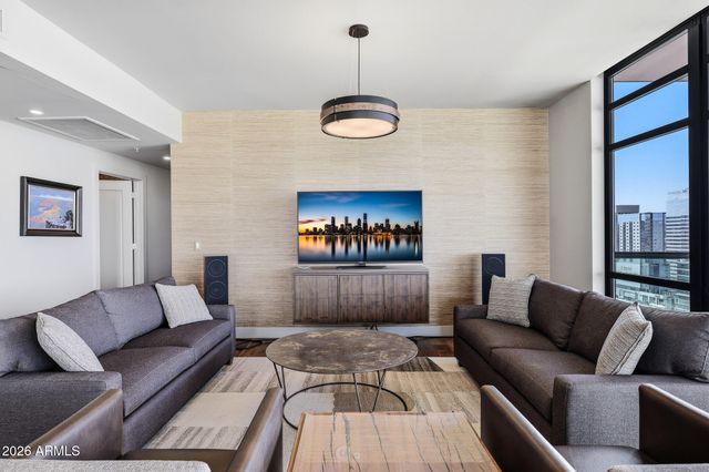 310 S 4TH Street 2204, Phoenix, AZ 85004