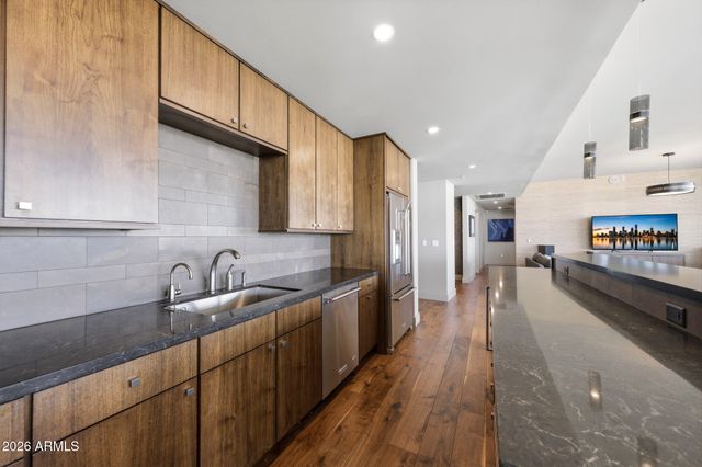 310 S 4TH Street 2204, Phoenix, AZ 85004