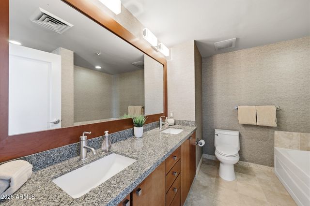 310 S 4TH Street 2204, Phoenix, AZ 85004