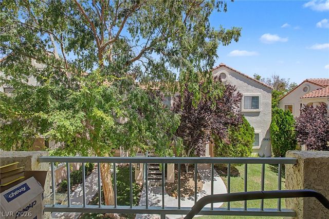 4889 South Torrey Pines Drive 201, Las Vegas, NV 89103