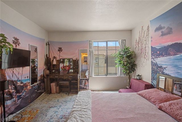 4889 South Torrey Pines Drive 201, Las Vegas, NV 89103