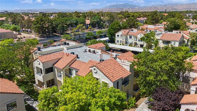 4889 South Torrey Pines Drive 201, Las Vegas, NV 89103