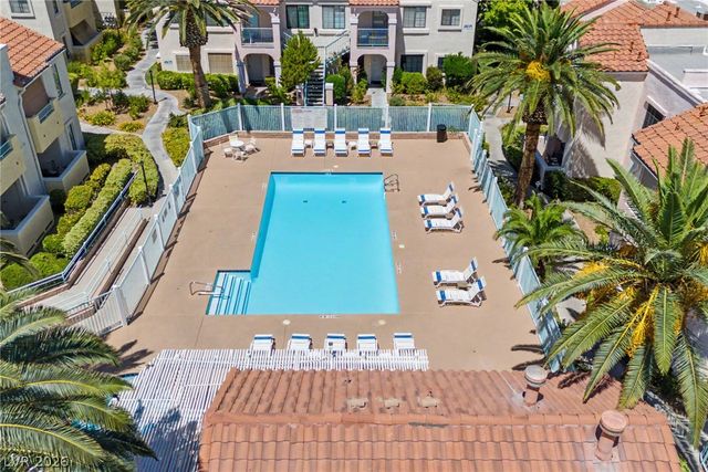 4889 South Torrey Pines Drive 201, Las Vegas, NV 89103