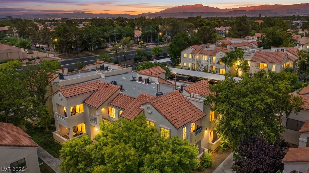 4889 South Torrey Pines Drive 201, Las Vegas, NV 89103