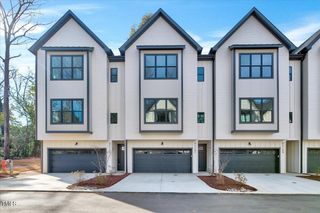 811 Maple Berry Lane 105, Raleigh, NC 27607