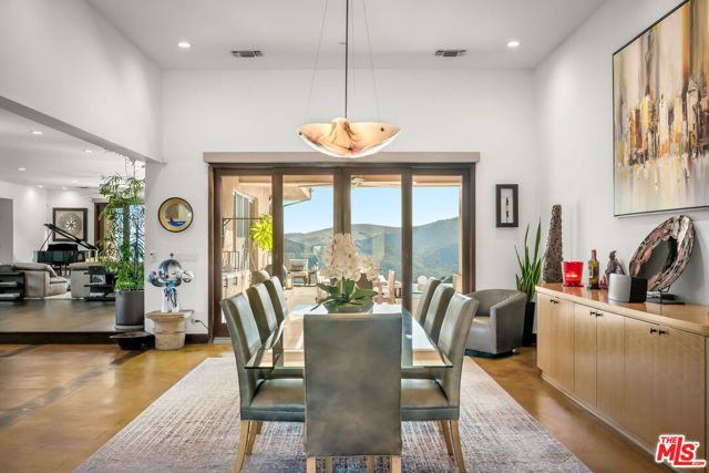 9 Morgan Road, Bell Canyon, CA 91307