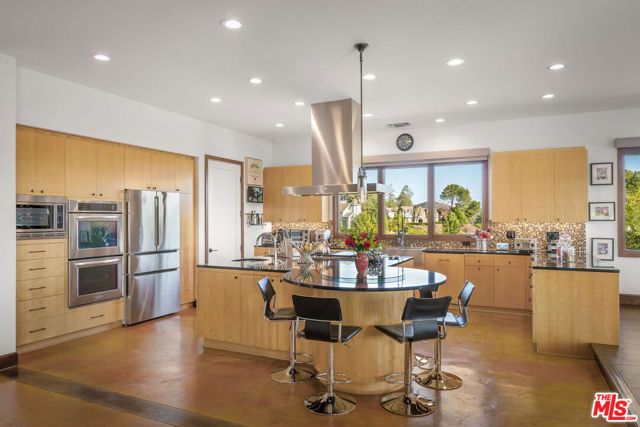 9 Morgan Road, Bell Canyon, CA 91307