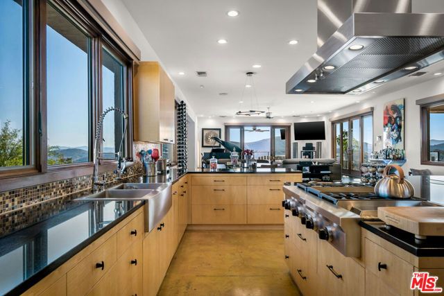 9 Morgan Road, Bell Canyon, CA 91307
