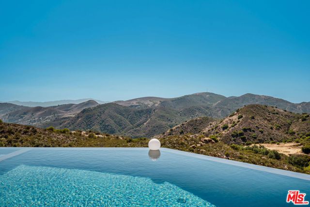 9 Morgan Road, Bell Canyon, CA 91307