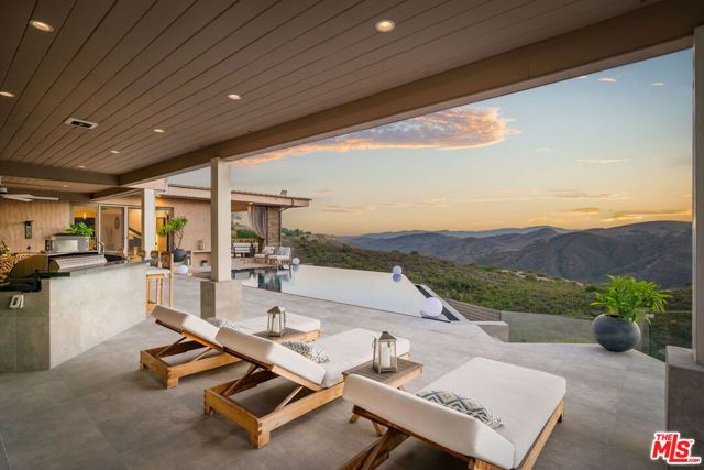 9 Morgan Road, Bell Canyon, CA 91307
