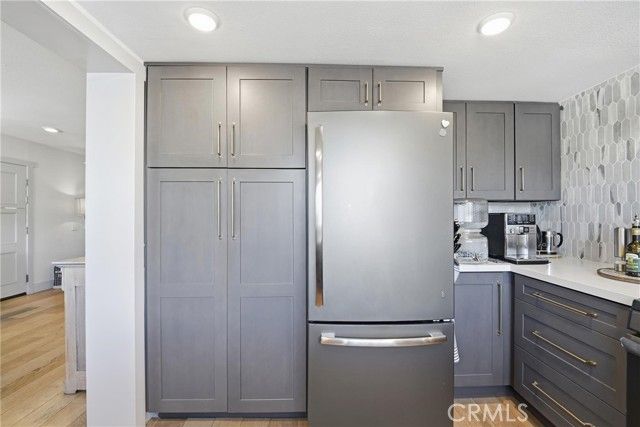 123 Yorktown, Newport Beach, CA 92660