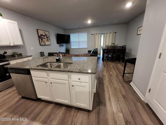 7691 Knightbell Circle 10, Leland, NC 28451