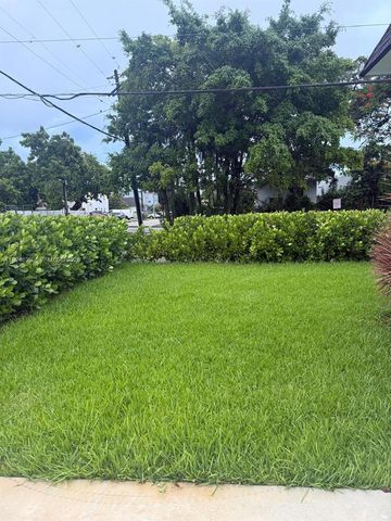 1800 NW 18th Ter, Miami, FL 33125