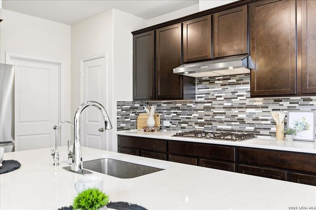 24814 Las Pilas, San Antonio, TX 78261