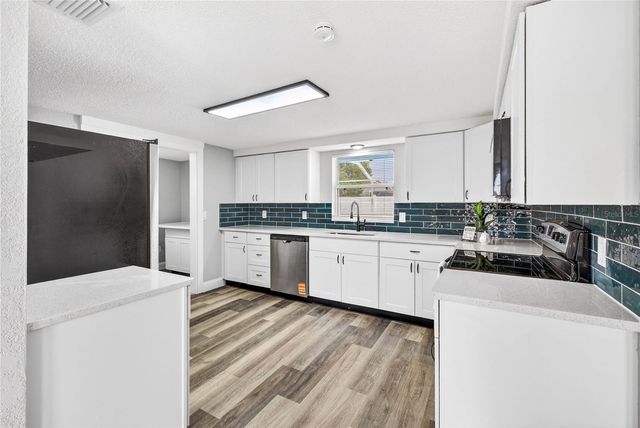 11214 KAPOK AVENUE, Port Richey, FL 34668