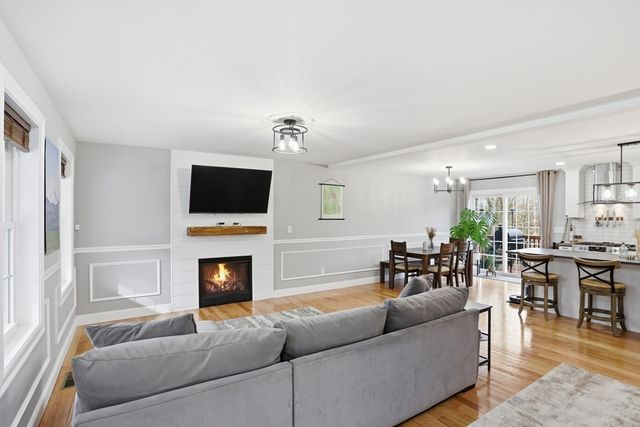 131 Damon Rd, Fitchburg, MA 01420