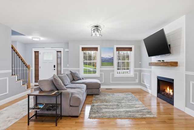 131 Damon Rd, Fitchburg, MA 01420