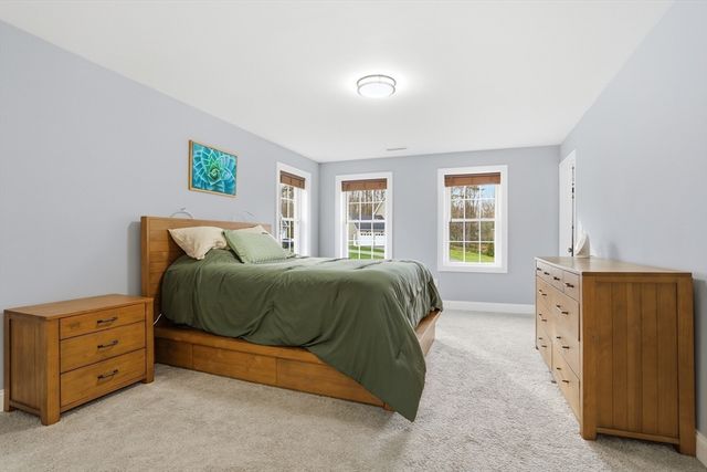 131 Damon Rd, Fitchburg, MA 01420