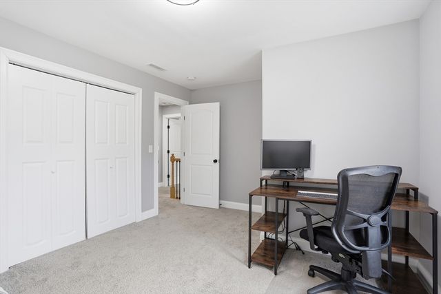 131 Damon Rd, Fitchburg, MA 01420