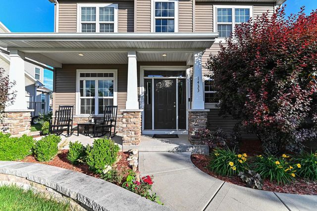 1433 Isabel LANE, Burlington, WI 53105