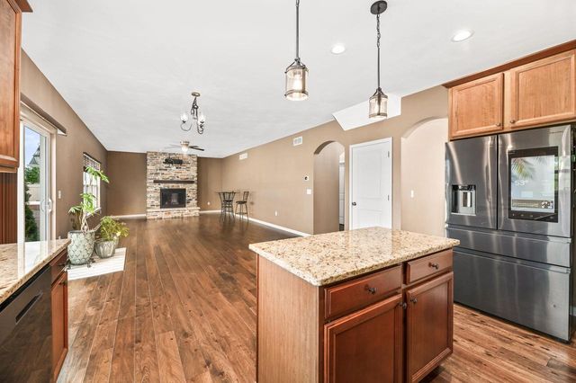 1433 Isabel LANE, Burlington, WI 53105