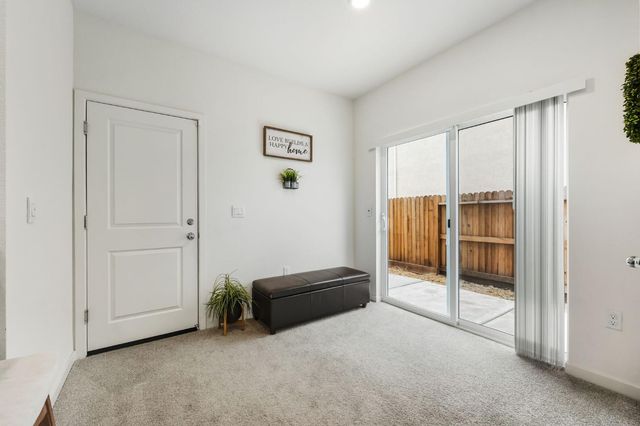 5512 Molino Cir, Roseville, CA 95747