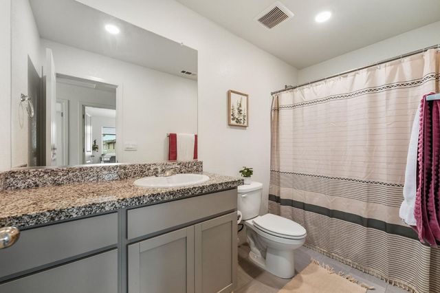5512 Molino Cir, Roseville, CA 95747