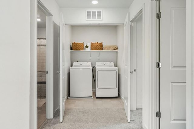 5512 Molino Cir, Roseville, CA 95747