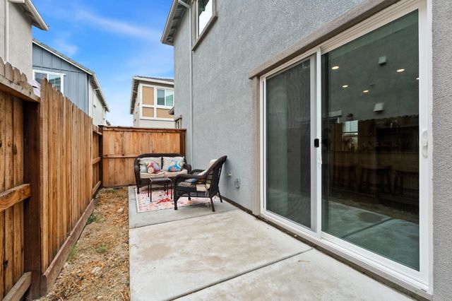 5512 Molino Cir, Roseville, CA 95747
