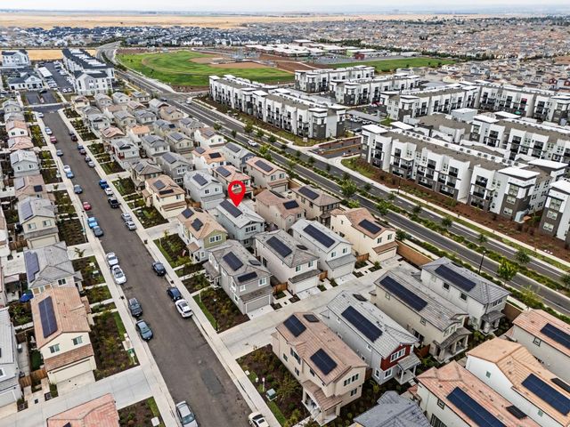 5512 Molino Cir, Roseville, CA 95747