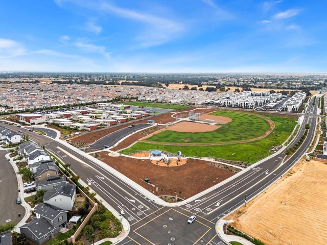 5512 Molino Cir, Roseville, CA 95747