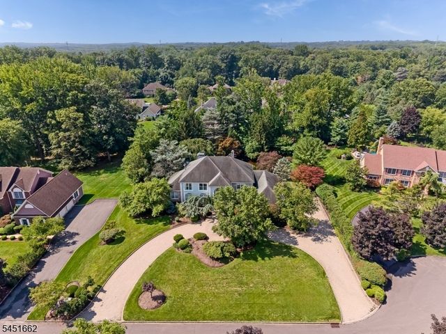 31 Blackbirch Rd, Scotch Plains Twp., NJ 07076