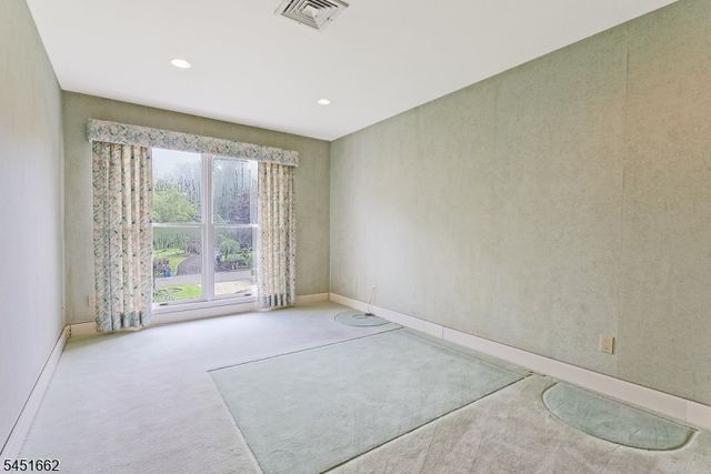 31 Blackbirch Rd, Scotch Plains Twp., NJ 07076