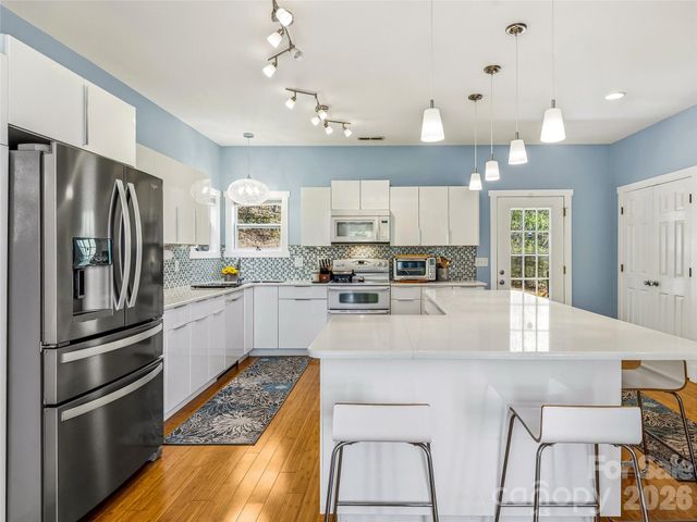 24 Sunnie Rae Lane, Candler, NC 28715